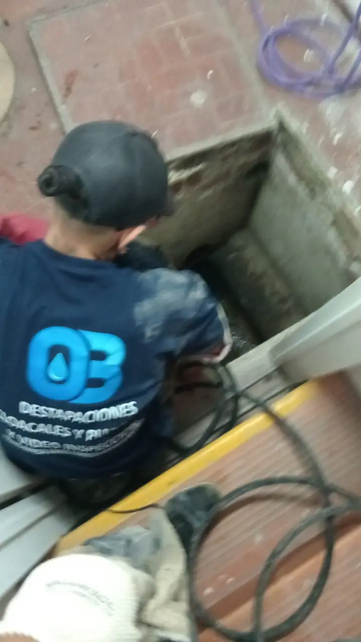 Equipo Hidrojet profesional en servicio